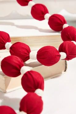 Decorator's Warehouse 5' Ball Garland > Christmas Decor|60