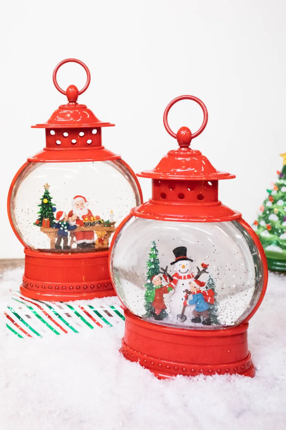 Decorator's Warehouse 11.5" Battery Operated Lighted Spinning Water Globe with Holiday Design > Water Globes|Christmas Accents