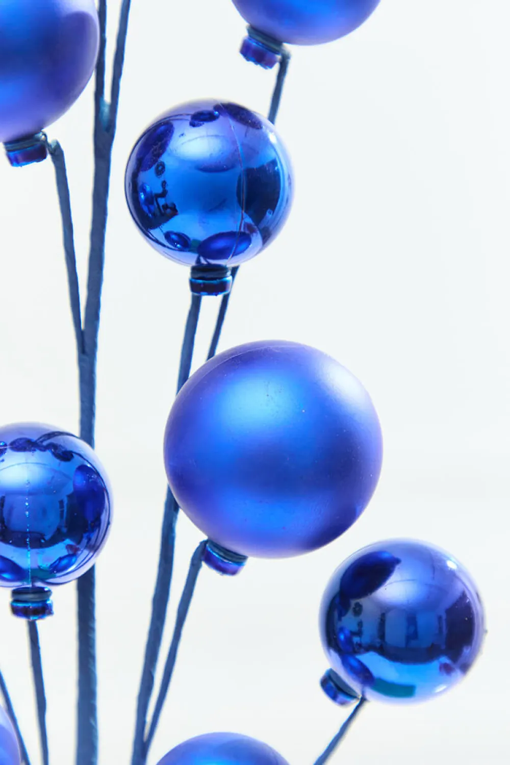 Decorator's Warehouse 28" Blue Metallic Ball Spray > Nutcracker|Christmas Sprays