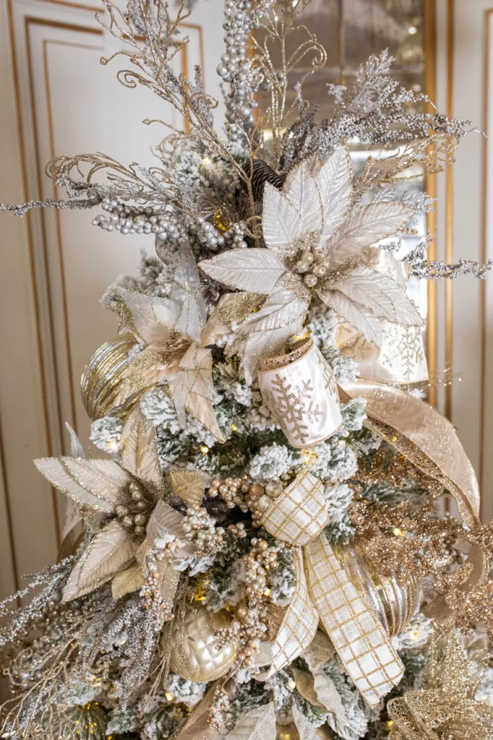 Decorator's Warehouse 34" Champagne Glitter Lace Leaf Spray > Gold & Champagne|Natural Elegance