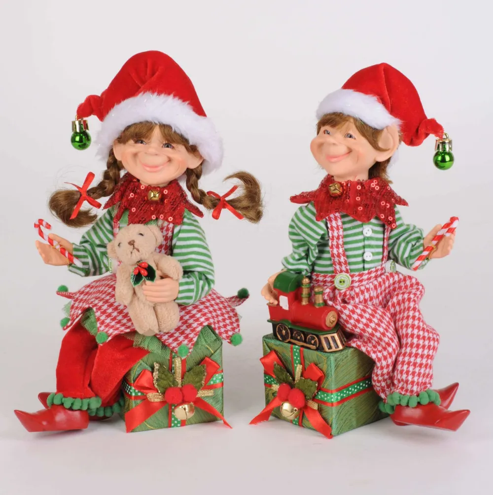Decorator's Warehouse Christmas Presents Elf Set > Karen Didion