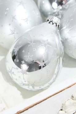 Decorator's Warehouse 4ct Glass Drop Bright Silver & Silver Pearl with Silver Stars > White Christmas|Boxed Sets