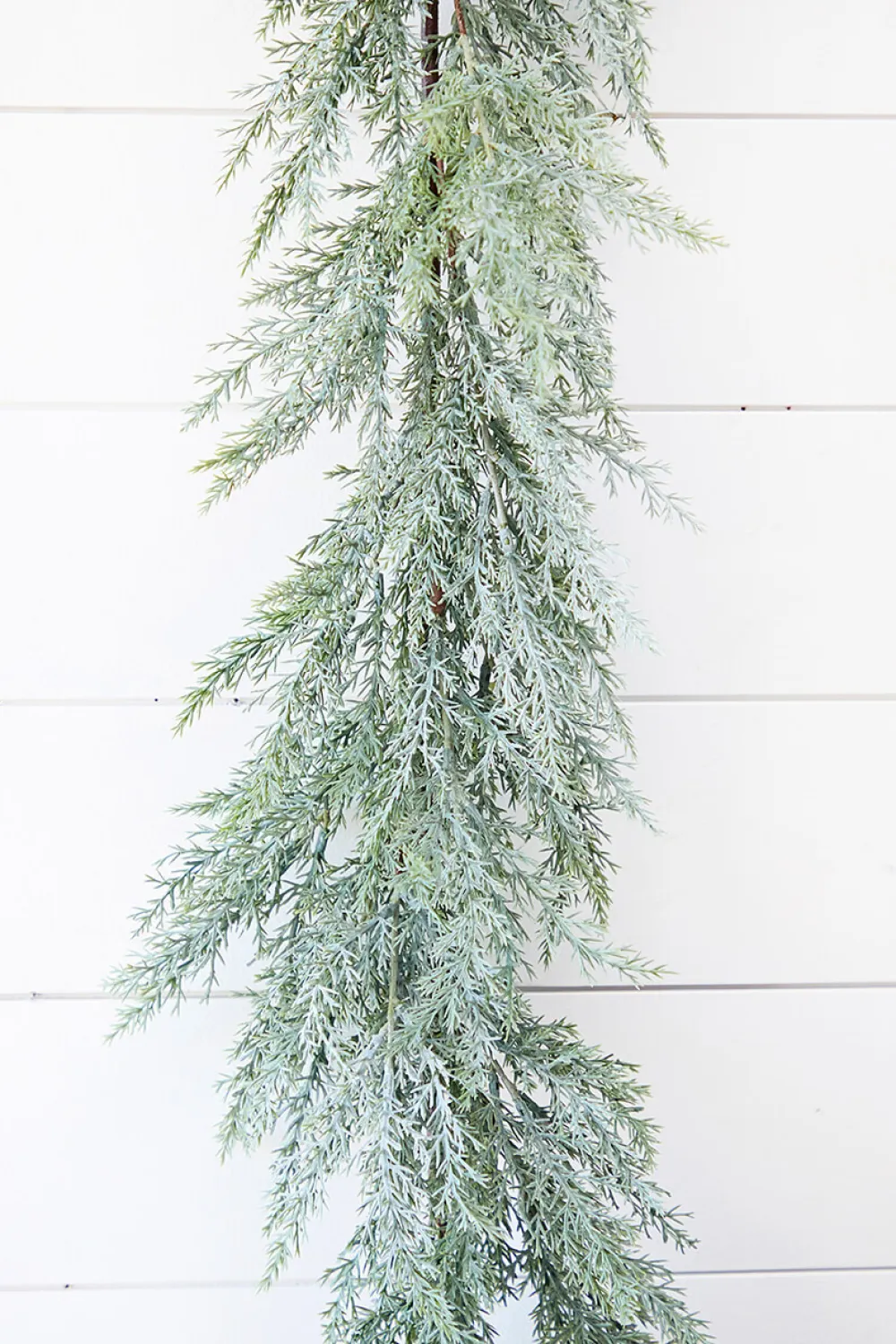 Decorator's Warehouse 4' Frosted Cedar Garland > Cardinal|Christmas Decor