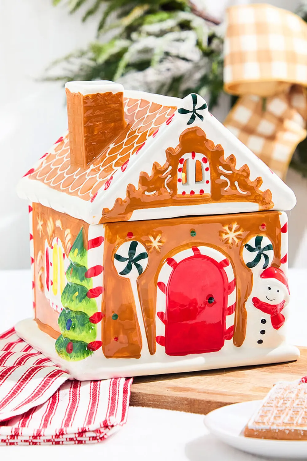 Decorator's Warehouse 9.5"Gingerbread House Cookie Jar > Christmas Sale|Christmas Decor