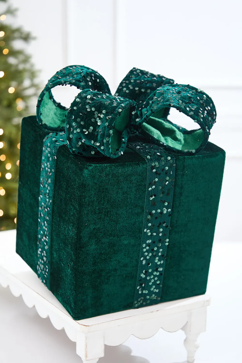 Decorator's Warehouse 16" Green Velvet Sequin Gift Box > Traditional|Christmas Accents