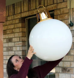 Decorator's Warehouse HoliGlow Inflatable LED Ornament - 20