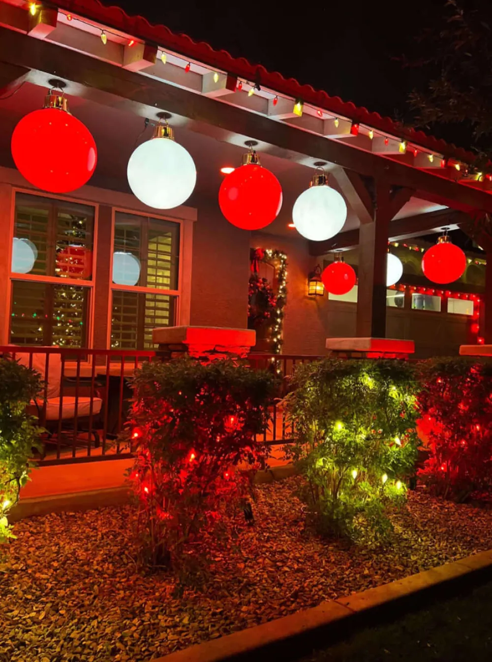 Decorator's Warehouse HoliGlow Inflatable LED Ornament - 20" Red > Christmas Decor|Outdoor Lighting