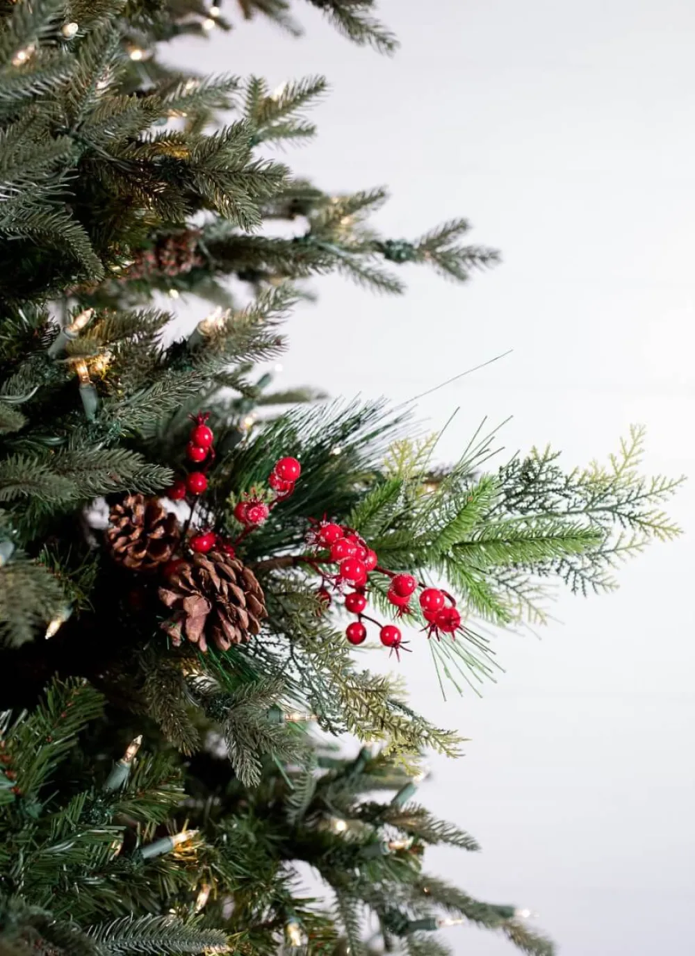 Decorator's Warehouse 25” Ice Mixed Pine Berry Pinecone Spray > Farmhouse|Christmas Sprays