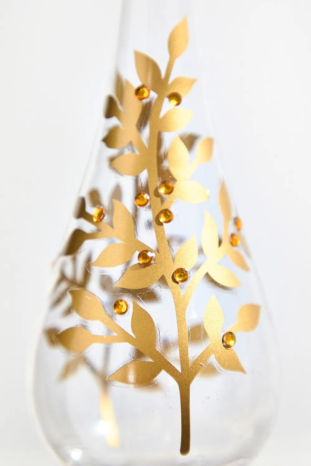 Decorator's Warehouse 8" - 9" Icicle Glass Ornament with Gold Leaf Detail > Christmas Decor|Natural Elegance