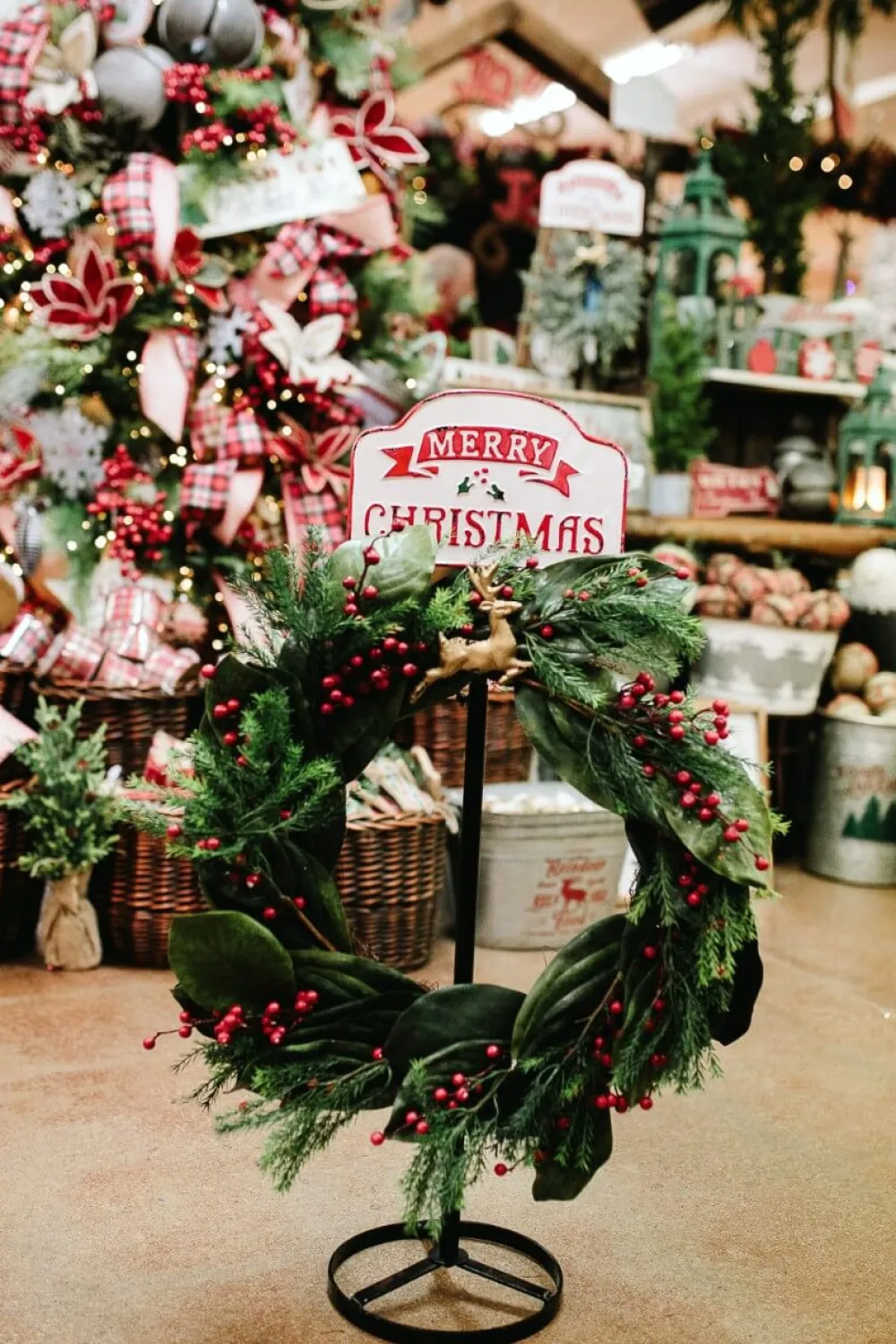 Decorator's Warehouse Merry Christmas Wreath Hanger > Christmas Sale|Christmas Decor