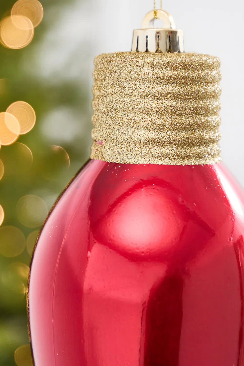 Decorator's Warehouse 9" Metallic Red Light Bulb Ornament > Christmas Decor|Storyville
