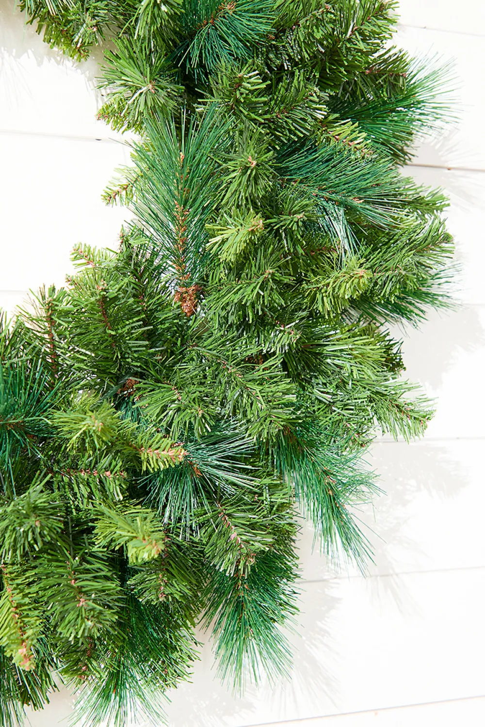 Decorator's Warehouse 30" Montana Pine Wreath > Christmas Decor|Outdoor Lighting