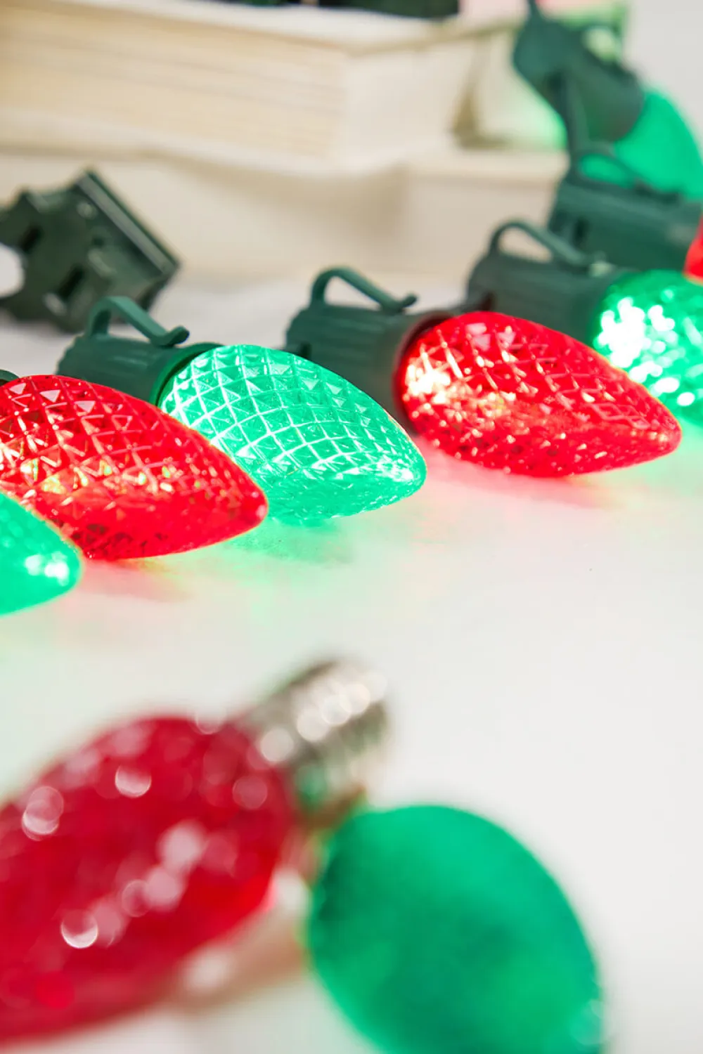 Decorator's Warehouse 100' Outdoor Christmas Lighting Kit - Red/Green > Outdoor Christmas Lighting Kits|C9 Bulbs