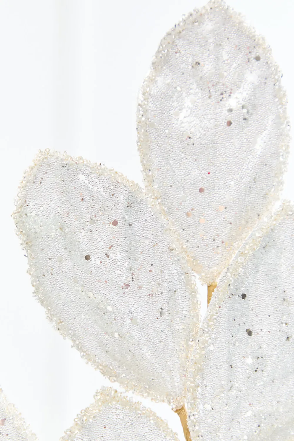 Decorator's Warehouse 27" Platinum Glitter Leaf Spray > Sugar & Spice|Christmas Sprays