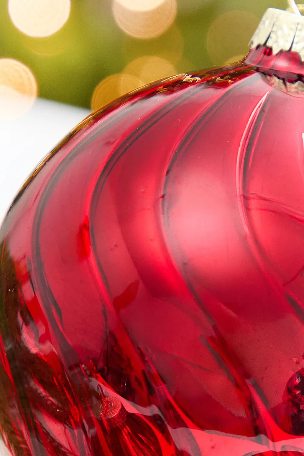 Decorator's Warehouse 4" - 6" Red Blown Glass Ornament > Christmas Decor|Christmas Ornaments
