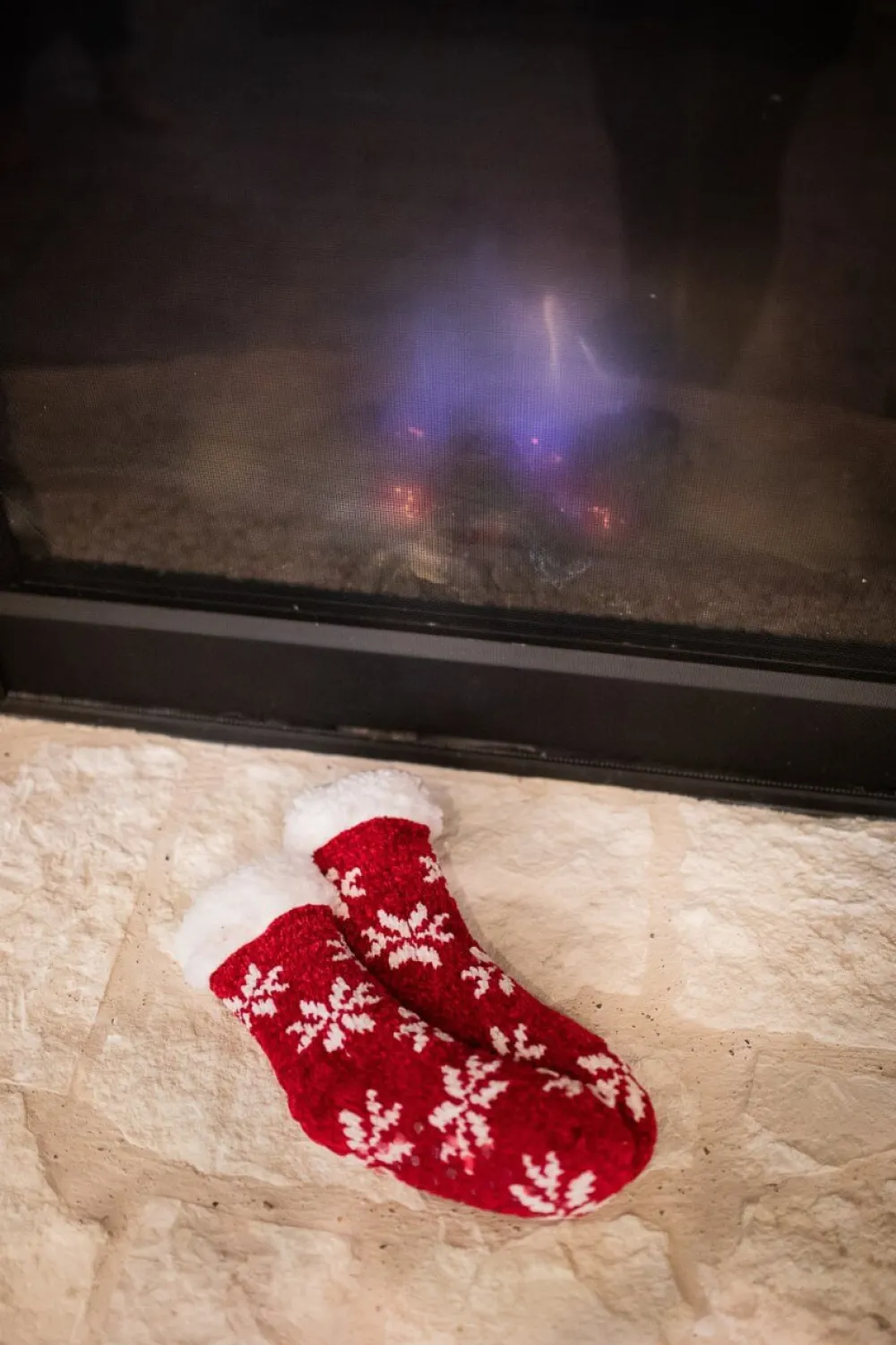 Decorator's Warehouse Red Chenille Snowflake Thermal Slipper Socks w/ Non-Slip Grippers > Fun Gifts|Christmas Decor