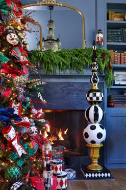 Decorator's Warehouse 71.5” Resin Nutcracker Finial Decoration > Nutcracker|Christmas Resin