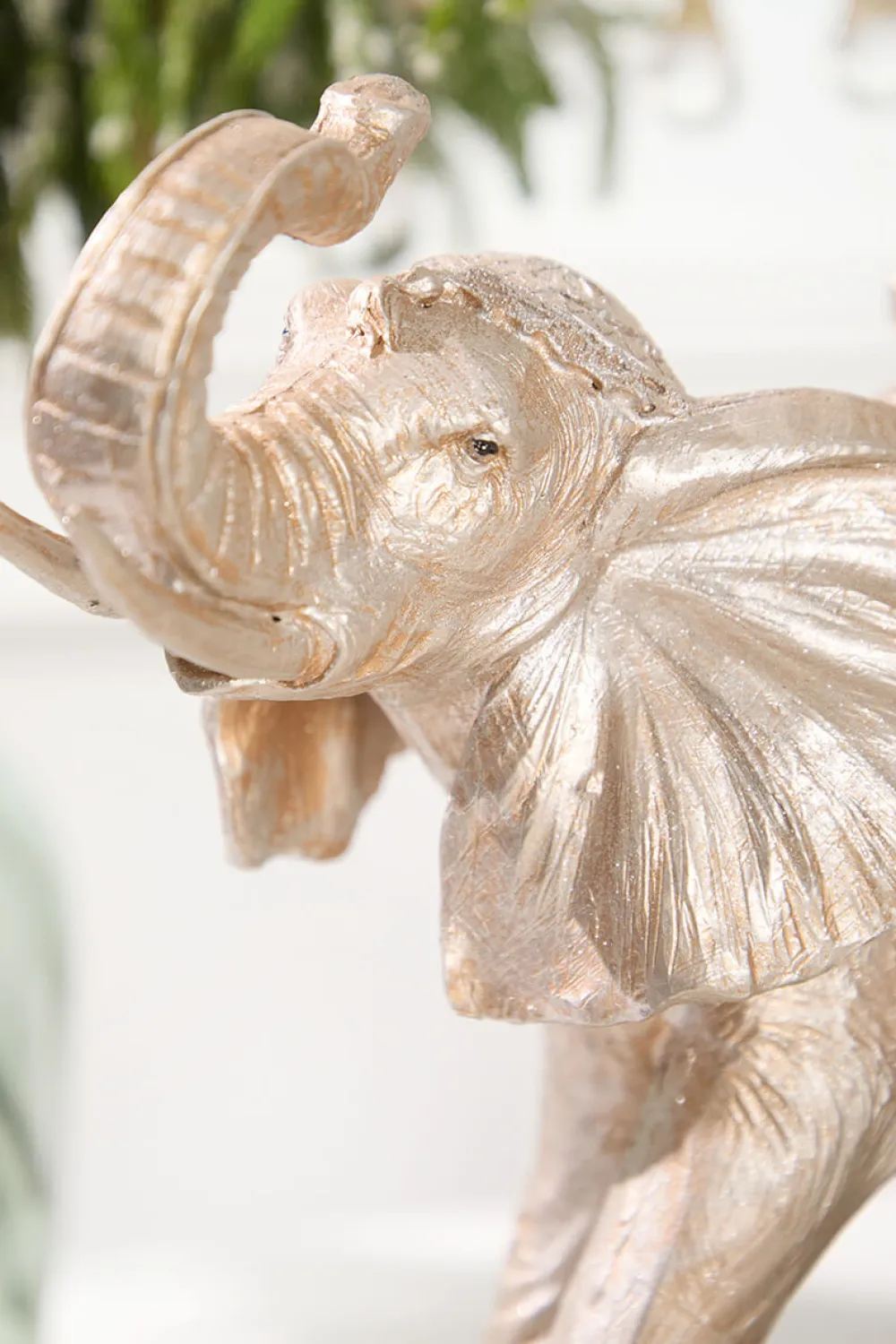 Decorator's Warehouse 16" Resin Renaissance Three Kings with Animals - Set of 3 > Christmas Decor|Natural Elegance