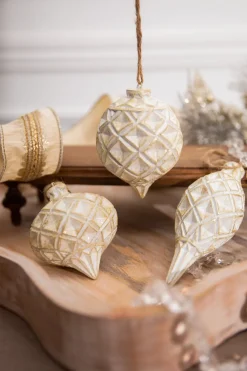 Decorator's Warehouse 4” Resin Weathered Diagonal Ornament > Christmas Ornaments|Winter Woodland