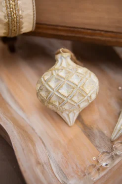 Decorator's Warehouse 4” Resin Weathered Diagonal Ornament > Christmas Ornaments|Winter Woodland