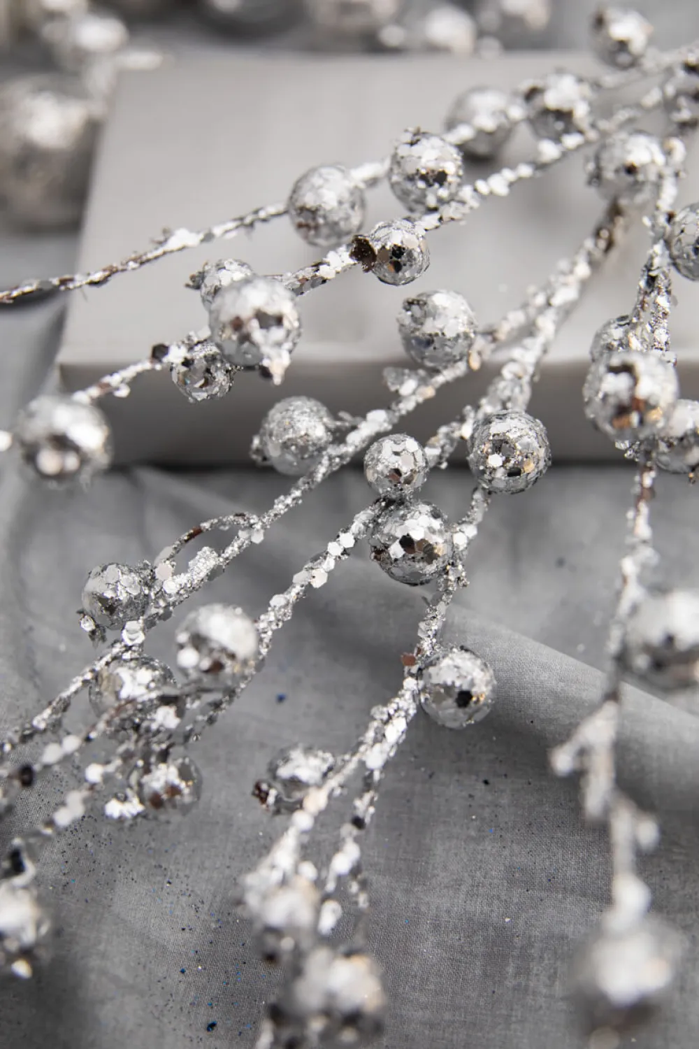 Decorator's Warehouse 30” Silver Pomegranate Glitter Spray > White Christmas|Christmas Decor