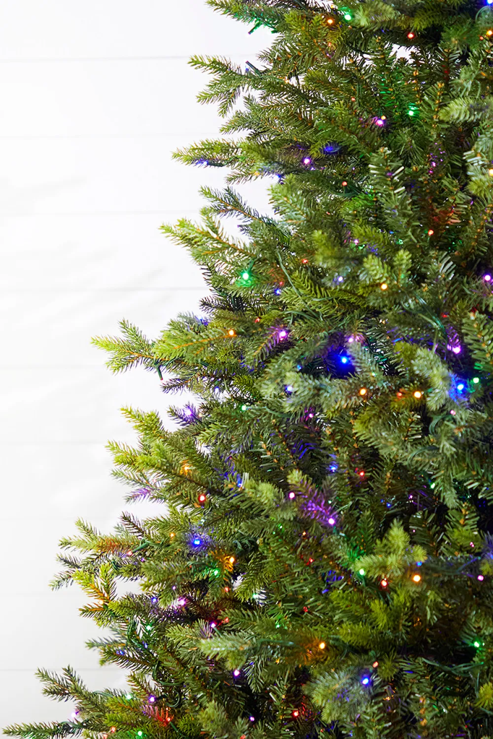 Decorator's Warehouse 10' Southern Fir with 3000 3mm Lights > Green|Color Changing