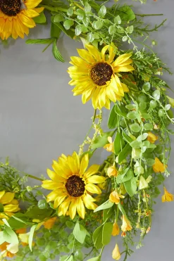 Decorator's Warehouse 22" Sunflower Wreath > Christmas Decor|All Wreaths