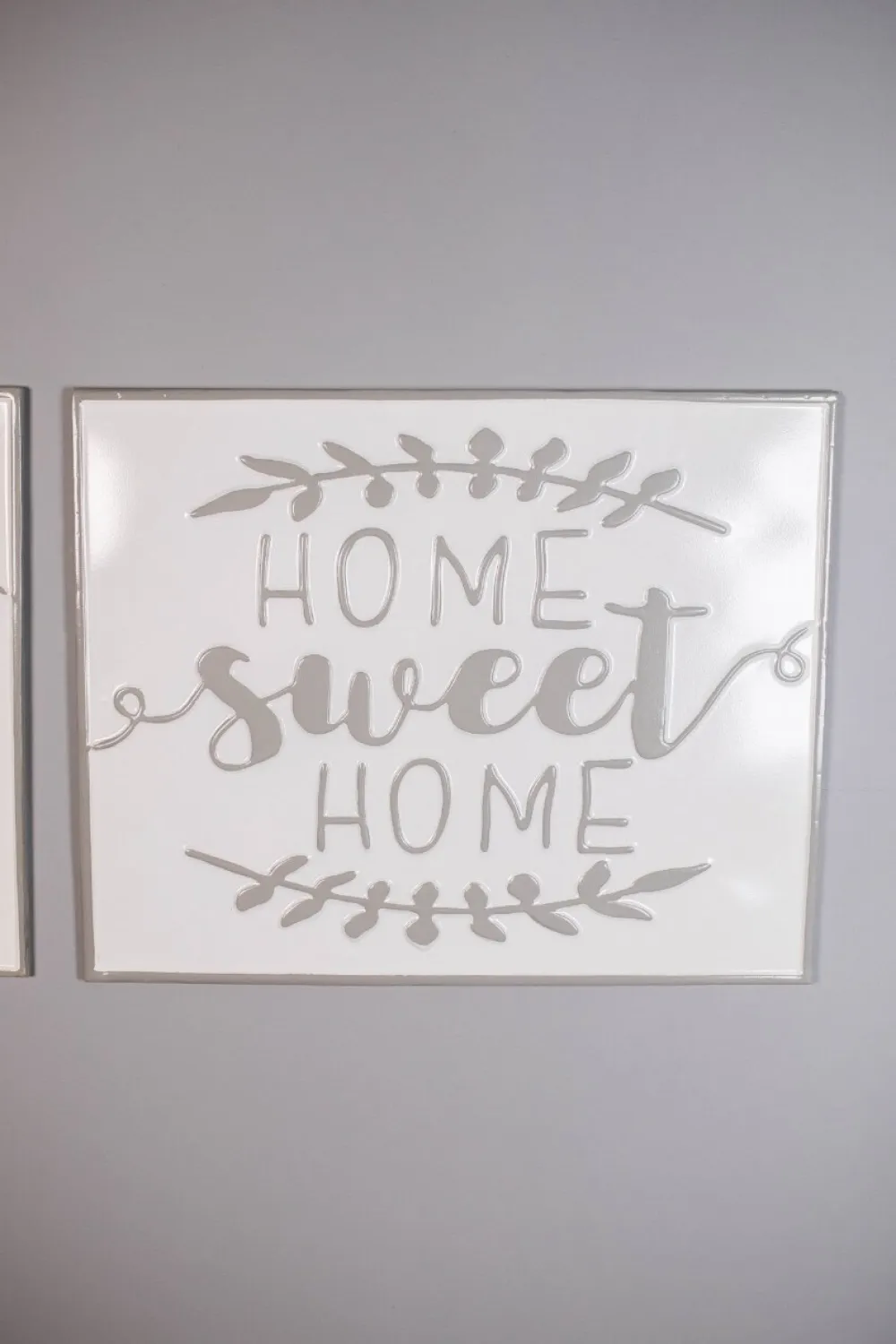 Decorator's Warehouse 19" White and Grey Metal Enamel Wall Decor > Christmas Sale|Christmas Decor