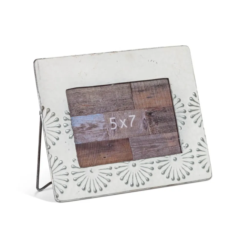 Decorator's Warehouse 10" White and Grey Metal 5" x 7" Picture Frame > Christmas Sale|Christmas Decor