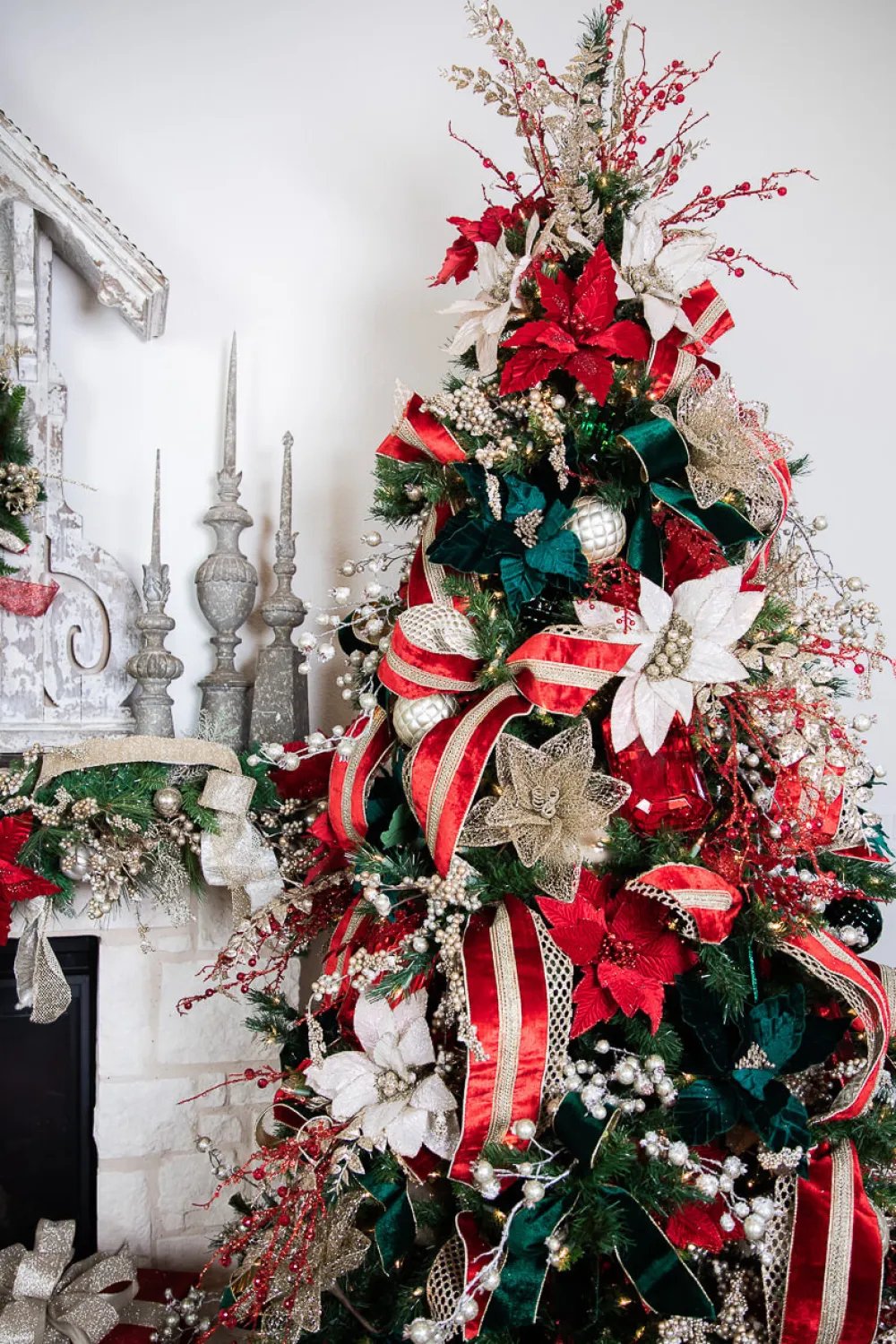Decorator's Warehouse 24” x 12.5" Velvet Sequin Stripe Poinsettia Stem > Nutcracker|Red & Silver