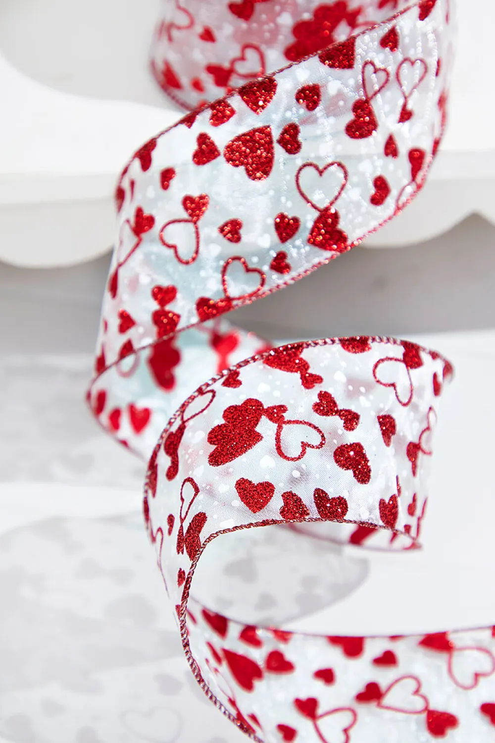 Decorator's Warehouse 2.5" X 10 Yard Red Glitter Heart Sheer White Ribbon > Valentine'S Ribbon|Christmas Decor