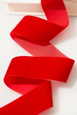 Decorator's Warehouse 1.5" x 10 Yard Red Unwired Velvet Ribbon > Nutcracker|Retro Brites